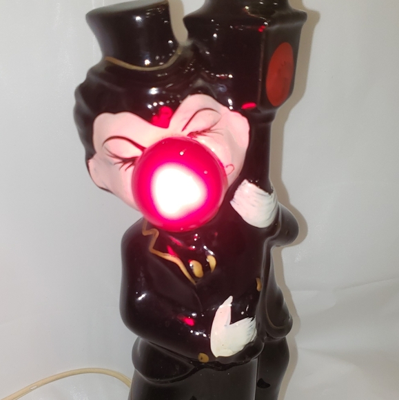 RARE VINTAGE RESTORED DRUNK HOBO LEANING ON LIGHT POLE - Picture 2 of 15